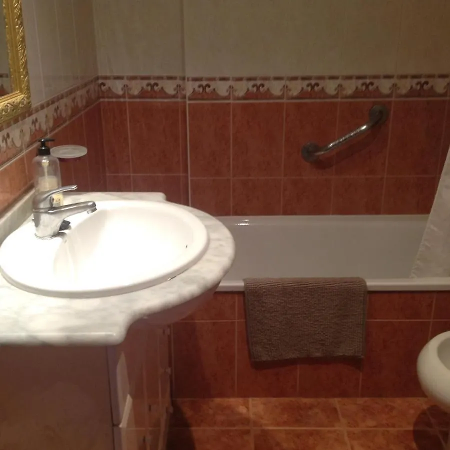 Pueblo Evita. Stunning Sea And Mountain Views, Close To Amneties. Benalmadena Apartment
