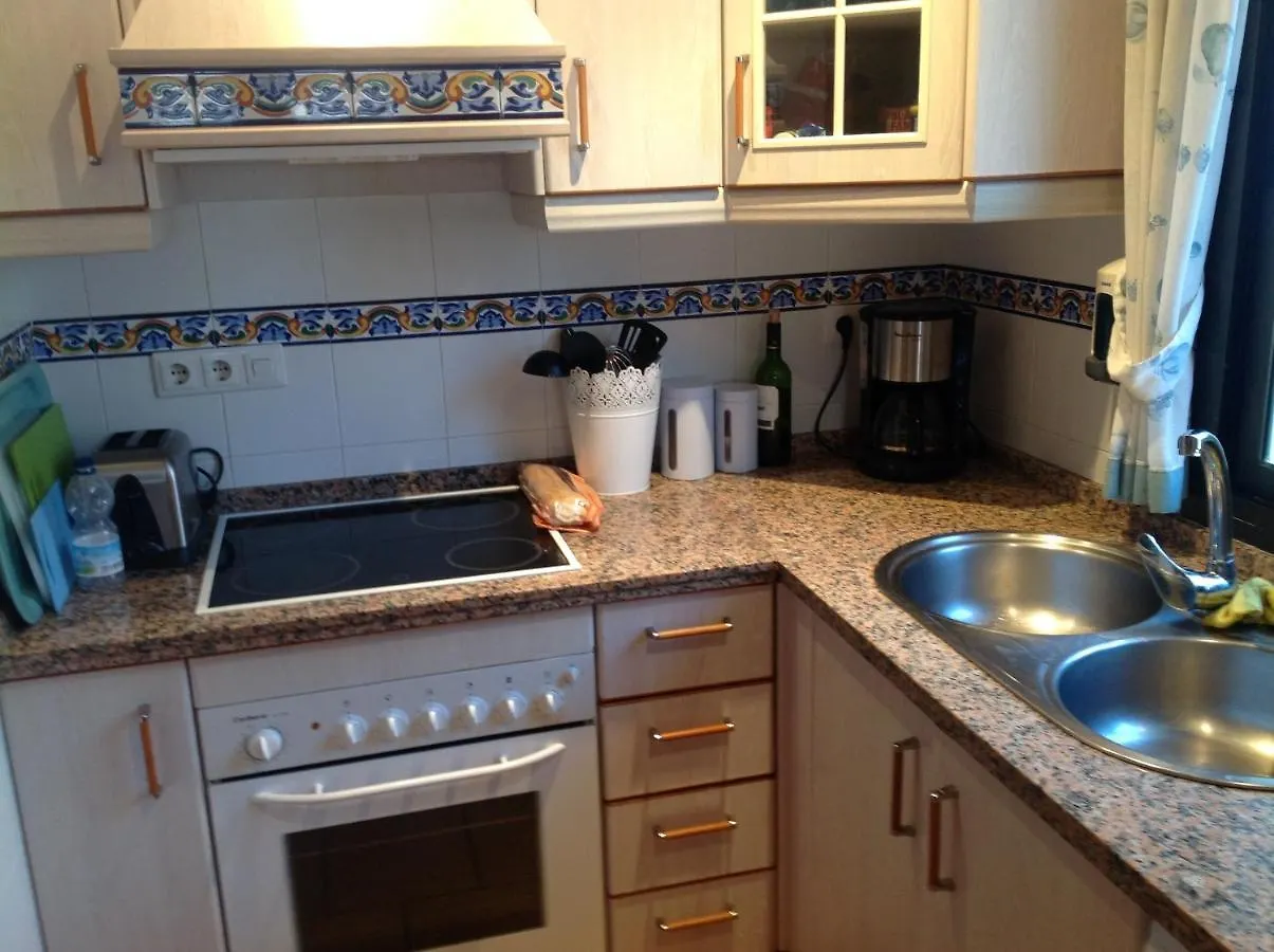 Apartment Pueblo Evita. Stunning Sea And Mountain Views, Close To Amneties. Benalmadena Spain