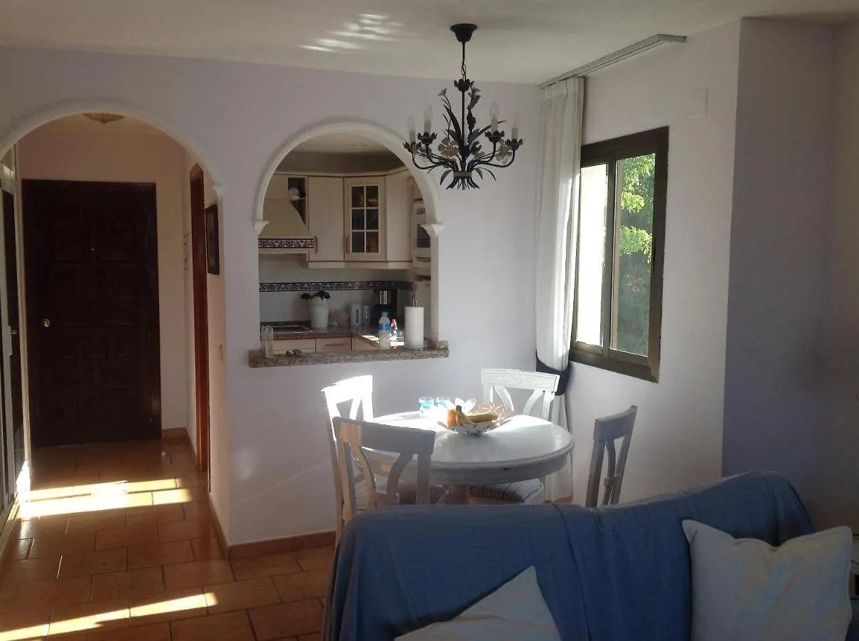 Pueblo Evita. Stunning Sea And Mountain Views, Close To Amneties. Benalmadena Apartment