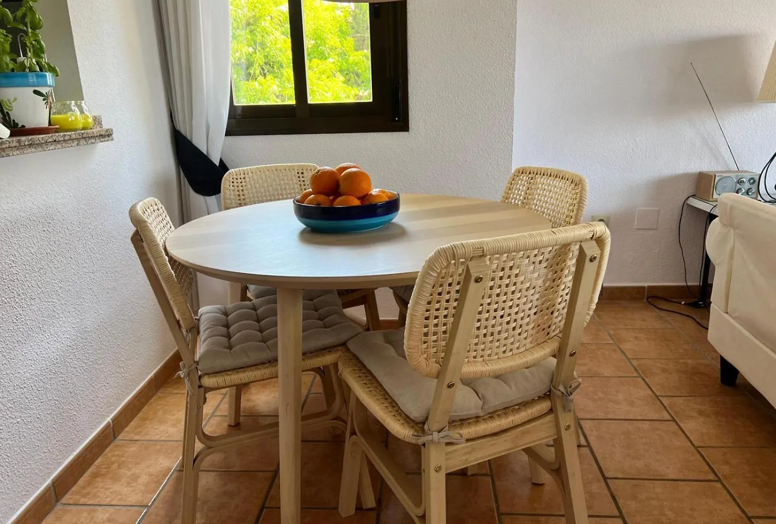 Pueblo Evita. Stunning Sea And Mountain Views, Close To Amneties. Benalmadena Apartment